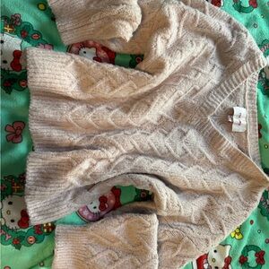 Pink Rose V-Neck Cable Knit Sweater - Beige